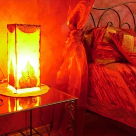 Maison Romantique Avec D'hotes, Salon, Salle A Manger Et Terrasse, Inclus - Fr-1-585-121 *