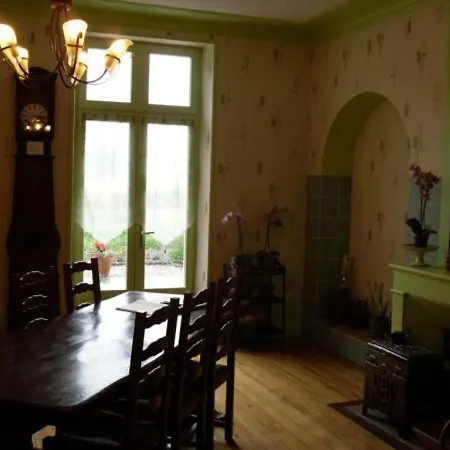 Bed & Breakfast Maison Romantique Avec D'hotes, Salon, Salle A Manger Et Terrasse, Inclus - Fr-1-585-121